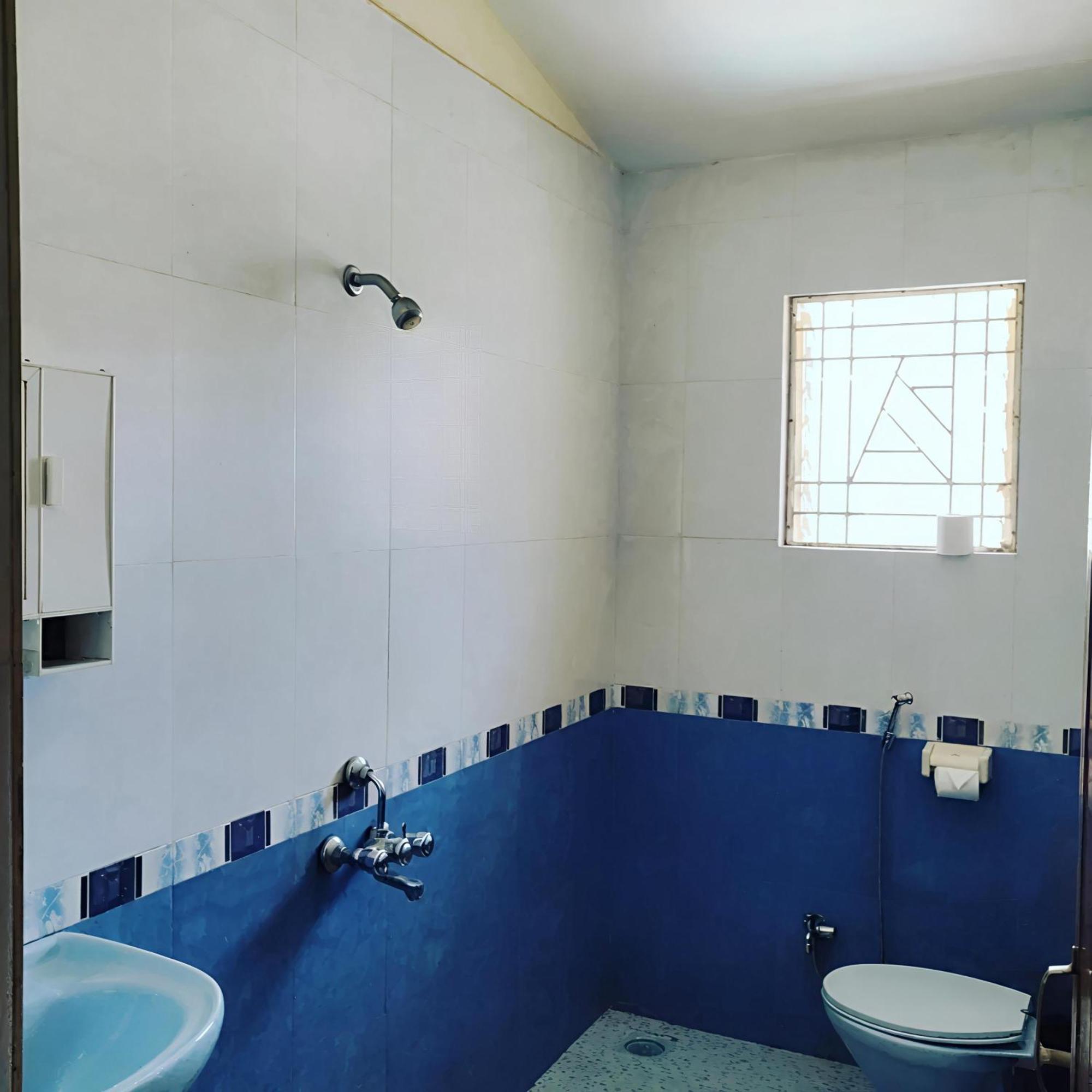 Ocean Walk Apartments 2Bhk カラングート エクステリア 写真